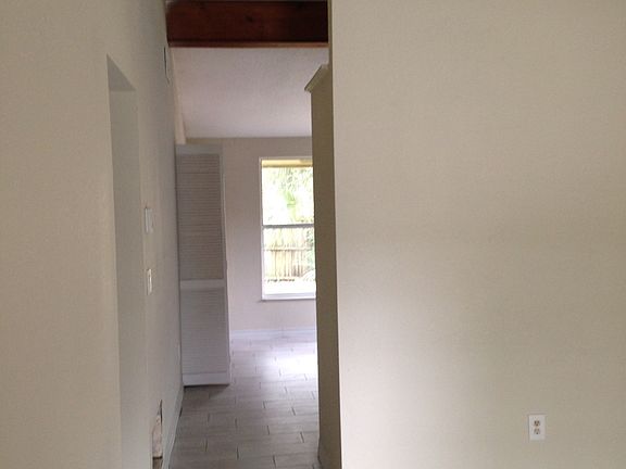 2nd image of 8011 Woodvine Pl