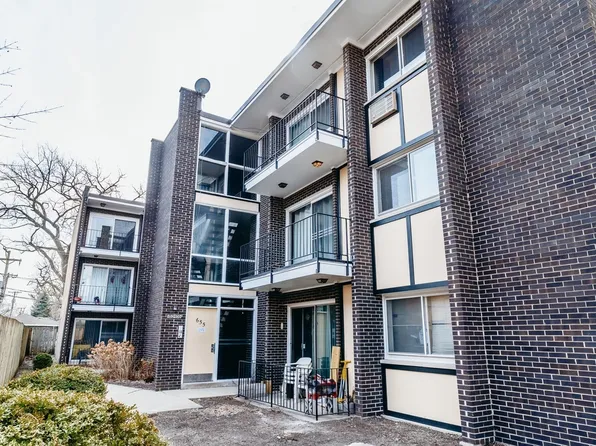 653 South Blvd APT 301S, Oak Park, IL 60302