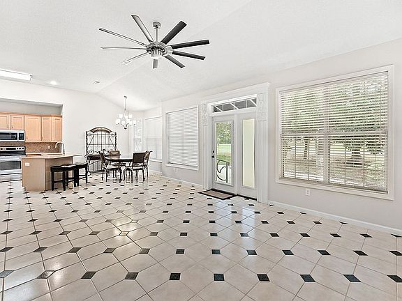 4th image of 2954 Midiron Ct