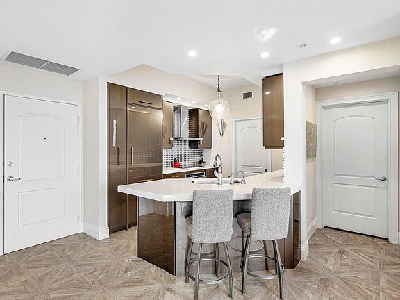5th image of 801 S Olive Avenue #1503