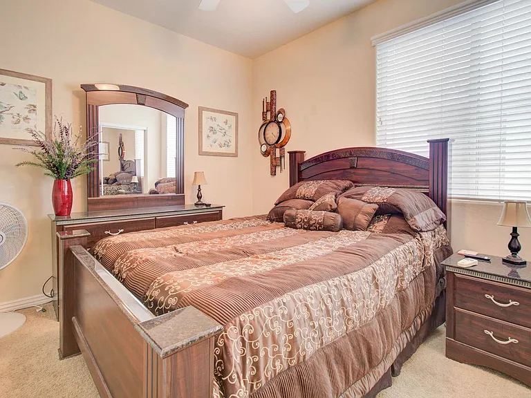 22896 W Arrow Dr — Photo 36