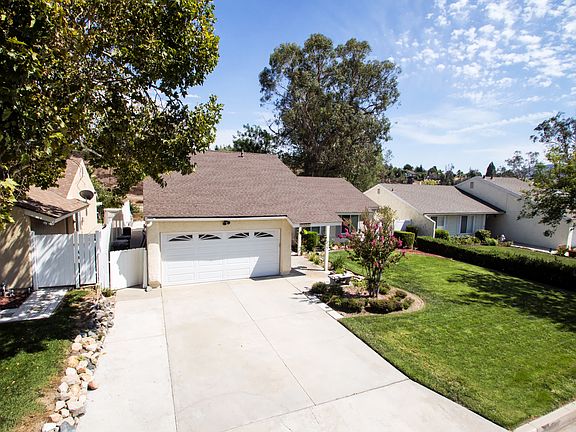 2nd image of 30389 Mira Loma Dr