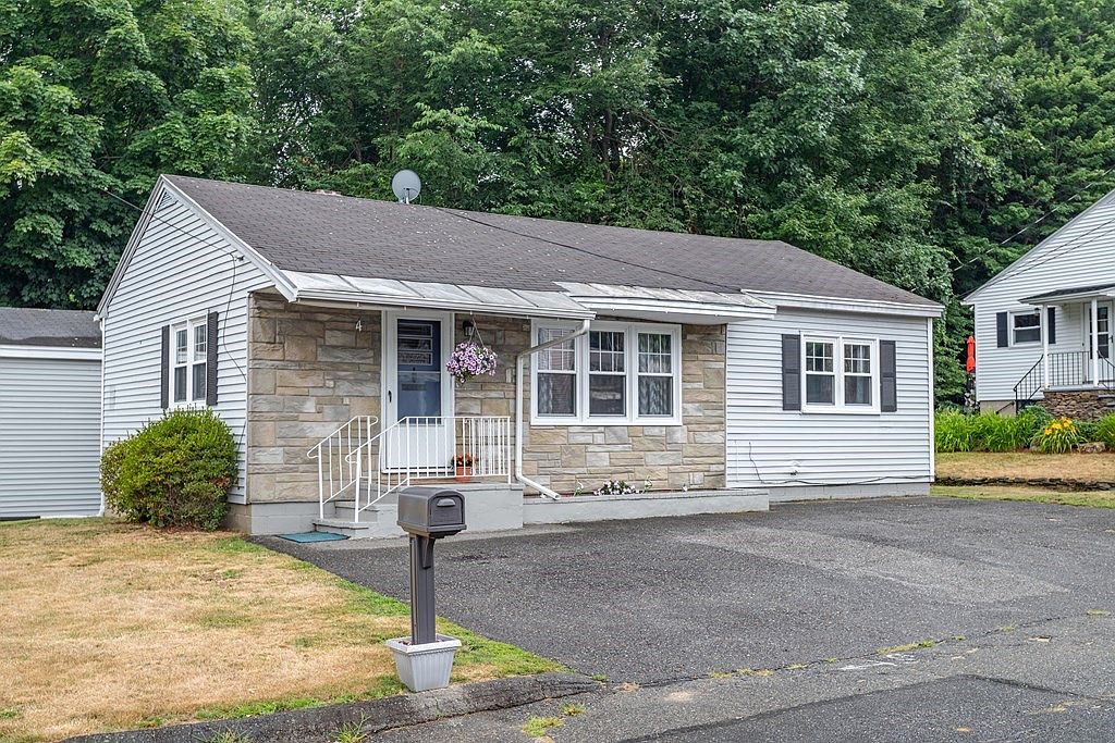 4 Moran Hts, Fitchburg, MA 01420 Zillow