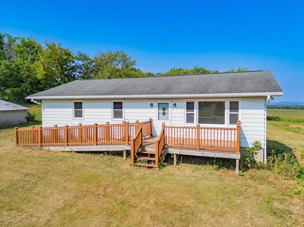 N5303 Dunning Rd, Pardeeville, WI 53954