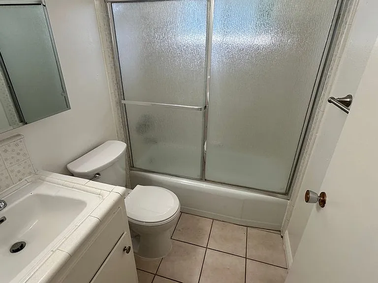1089 Oakmont Dr — Photo 8