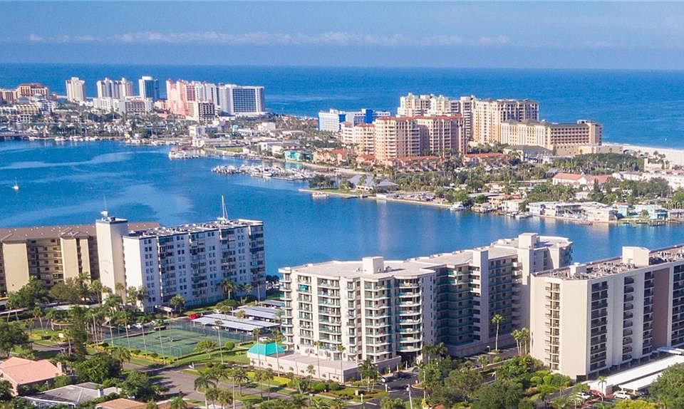 1st image of 670 Island Way APT 600