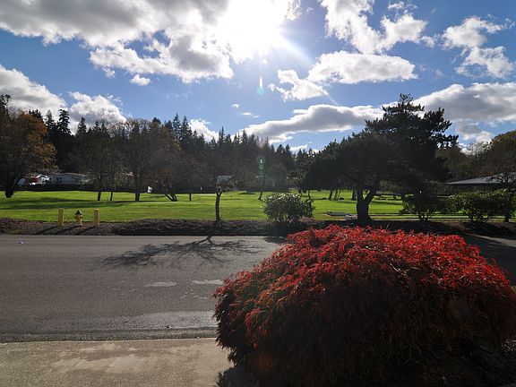 3rd image of 573 NW Silver Meadow Ln #11