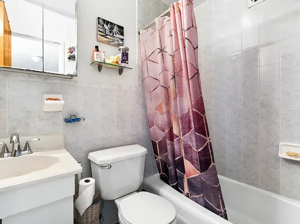 345 West 87th Street image 8 of 10