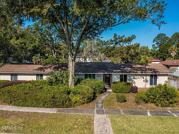2nd image of 4112 WILCREST Circle E