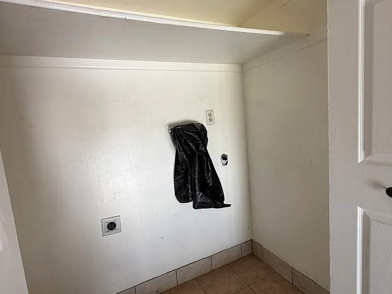 762 E Baker Dr — Photo 14