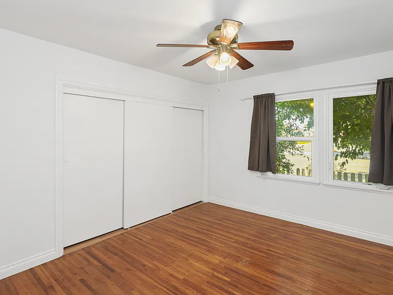 304 S Greengrove Dr — Photo 18