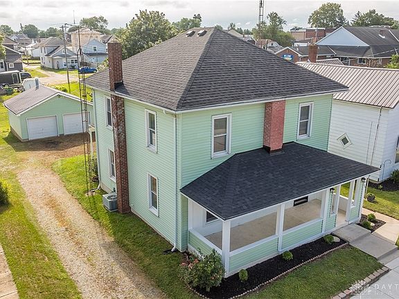 3rd image of 134 Irvington Ave