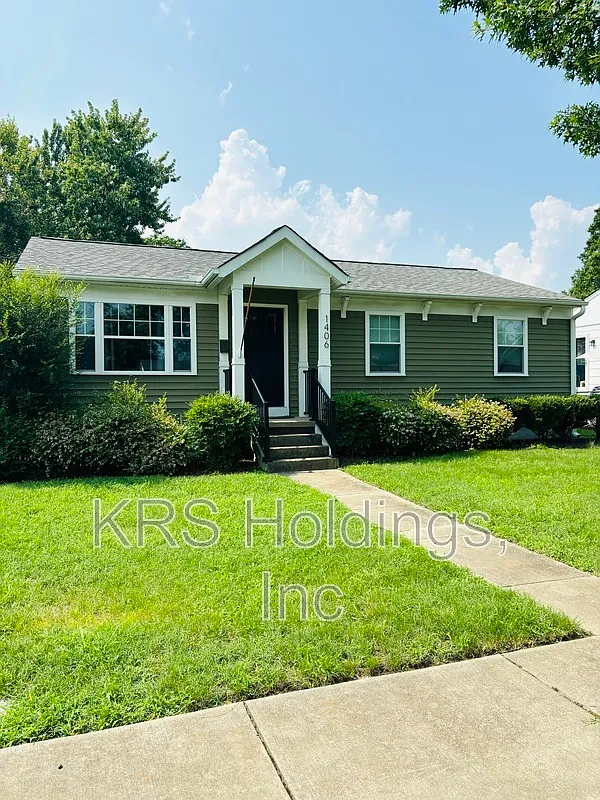 3 bed, 1.5 bath, 1250 sqft, $1,850 — Photo 1
