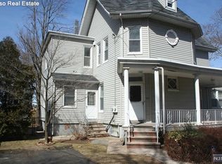 262 Larch Ave, Bogota, NJ 07603