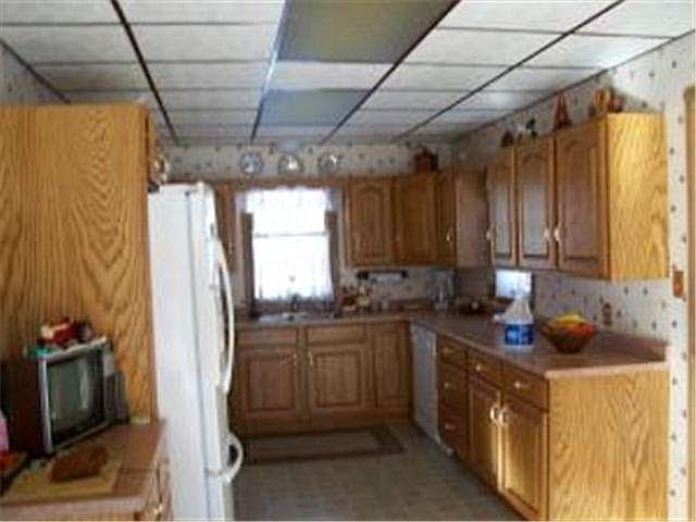 2nd image of 219 Ave  NW