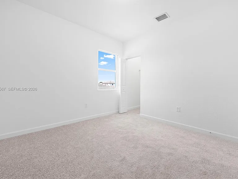 2442 SE 30th St — Photo 27