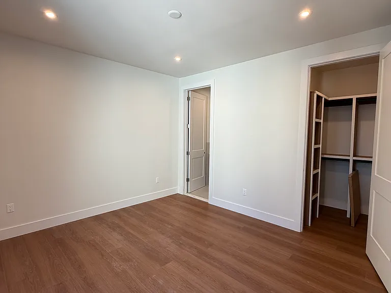 206 Myrtle Ave #1 — Photo 6