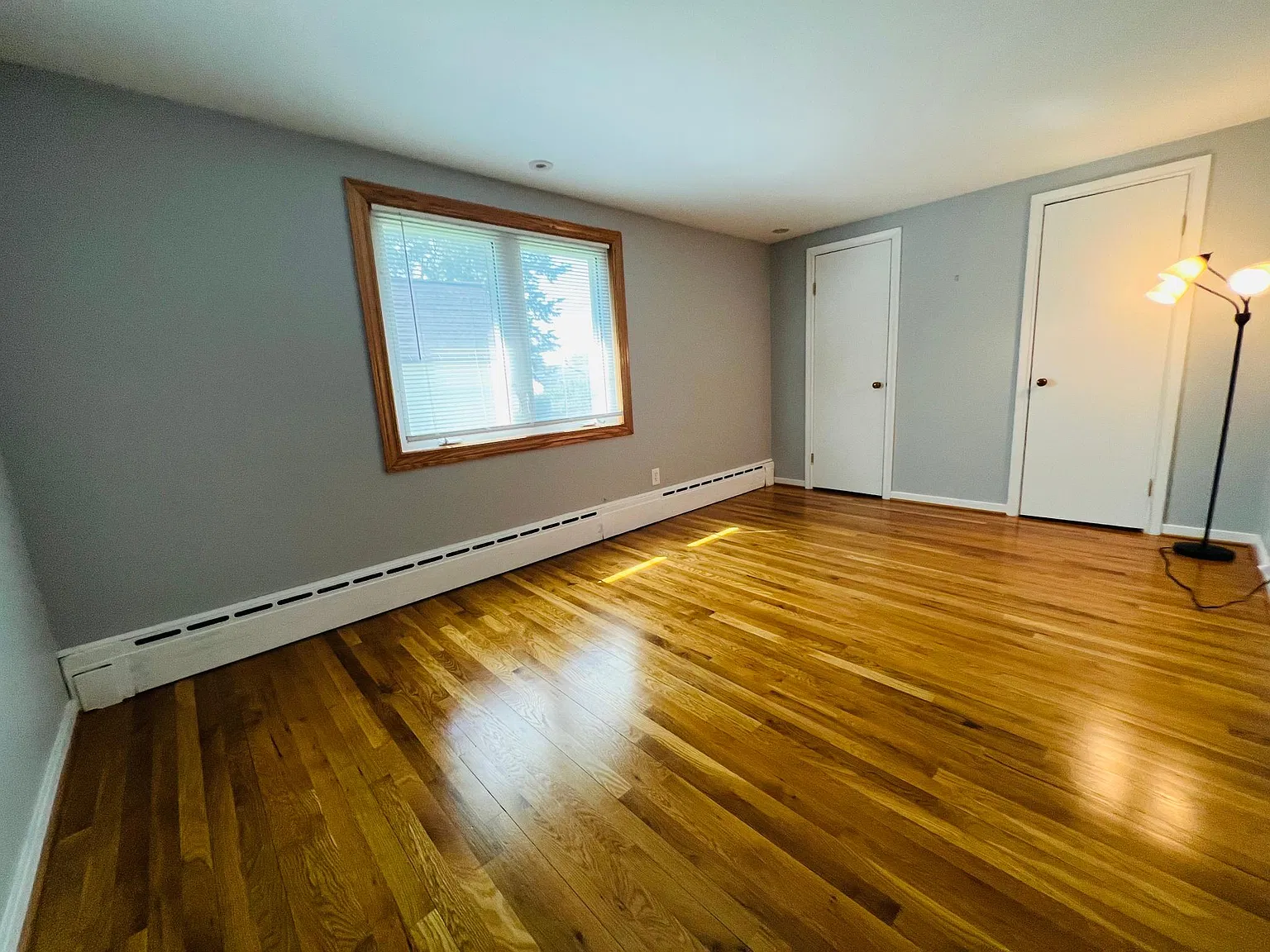 37 Chapel Ave — Photo 2