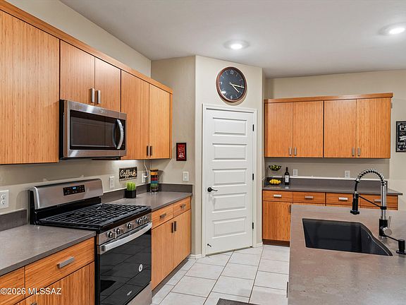 5th image of 9171 W Senita Bloom Way
