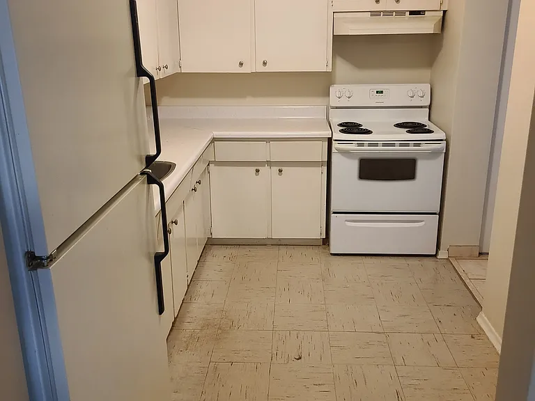 380 Erb St W #205 — Photo 3