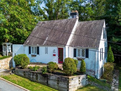 5815 Lochlea Rd, Baltimore, MD, 21209