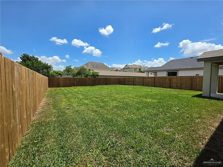 613 W Haveland St — Photo 29