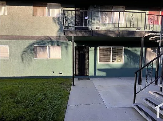 358 N Valeria St — Photo 11