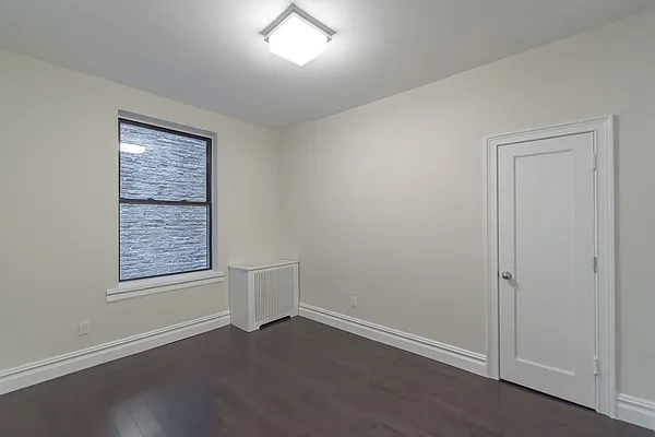 Rented by Thor Equities | media 28