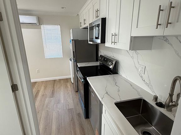 2nd image of 506 S Fremont Ave #510-B