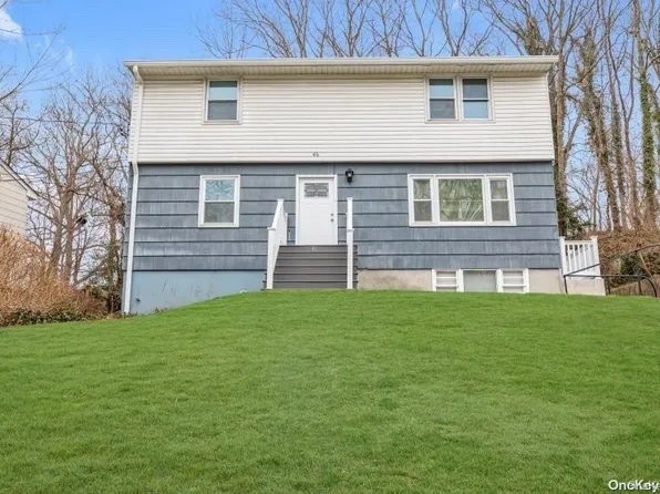 46 Roosevelt Avenue, East Northport, NY 11731