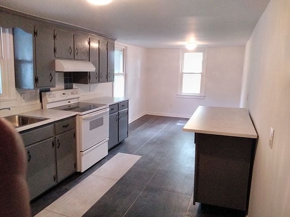 4th image of 1178 Richwine Dr