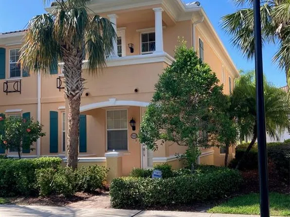 5969 Madrano Dr, Sarasota, FL 34232