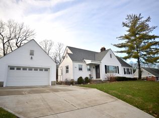 939 Sunview Dr W, Hamilton, OH 45013