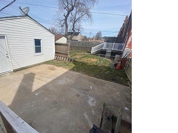 5th image of 7982 Saint Monica Dr
