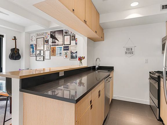 3rd image of 2101 Frederick Douglass Blvd APT 4B