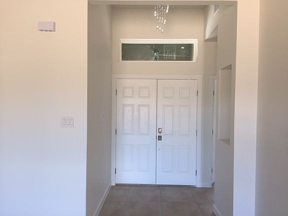 4th image of 316 Segovia Dr
