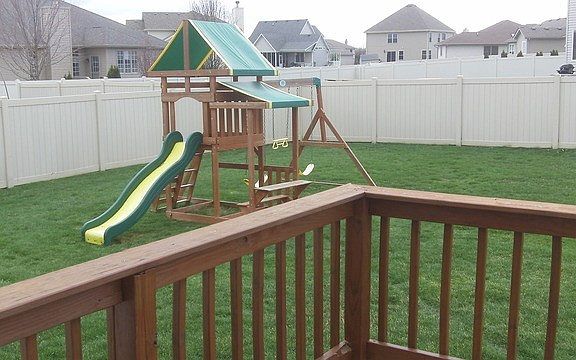 4th image of 1689 Carriage Ln
