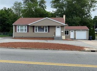 91 New London Ave, Warwick, RI 02886