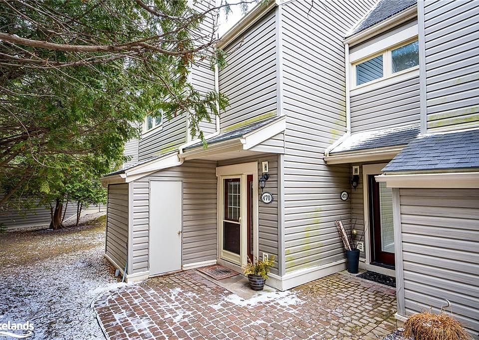 1st image of 470 Oxbow Cres