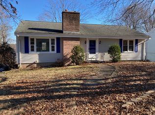 825 Evergreen Ave, Hamden, CT 06518