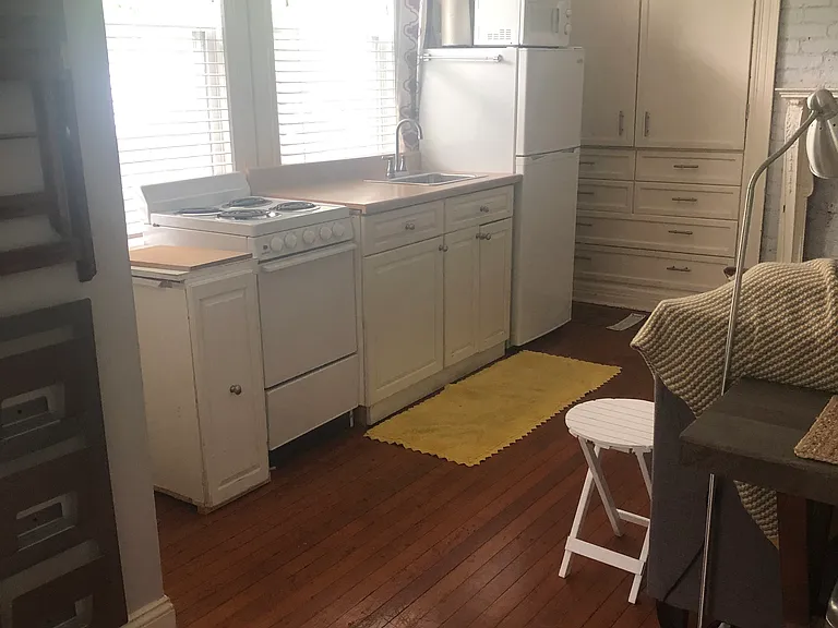 407 W Maiden St #103 — Photo 8