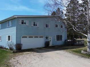 2521 W Quarry Rd, Manistique, MI 49854