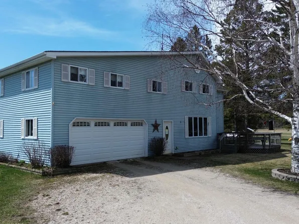 2521 W Quarry Rd, Manistique, MI 49854