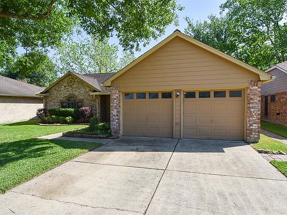 5th image of 16743 Manowar Ln