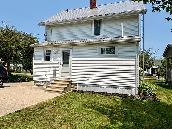 3rd image of 98 Gross St