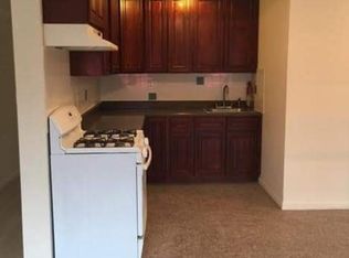 5939 174th St #3, Flushing, NY 11365