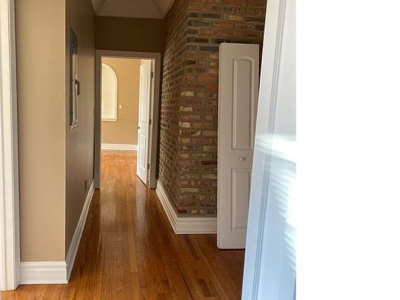 4th image of 6614 S Kenwood Ave APT 107