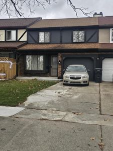 2536 Orchard Ln, Flint, MI, 48504