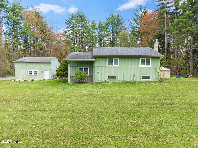 2nd image of 103 Dimmick Road