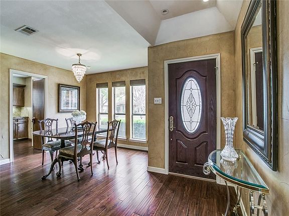 4th image of 1200 Serenade Ln